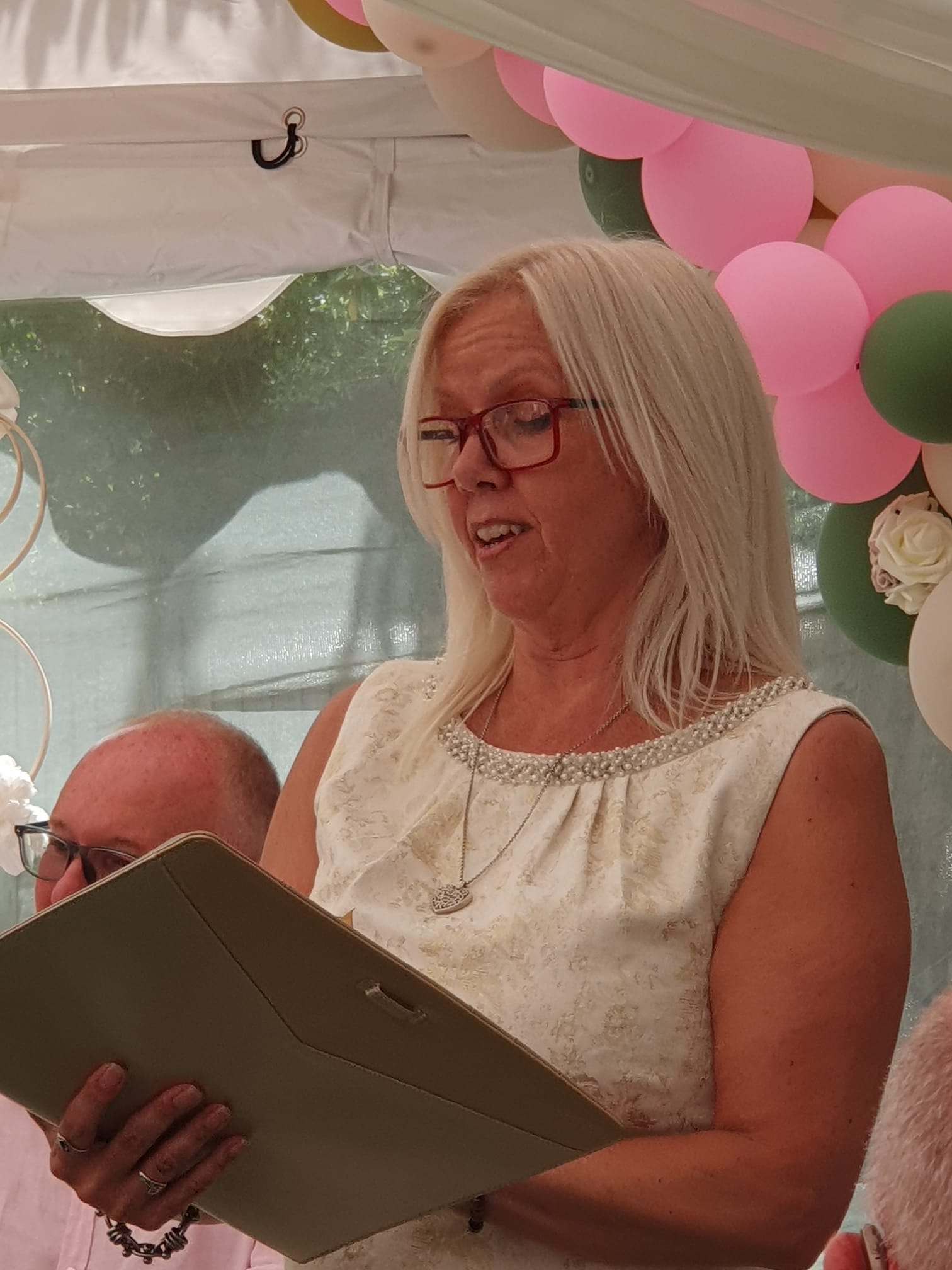 Leigh the Celebrant